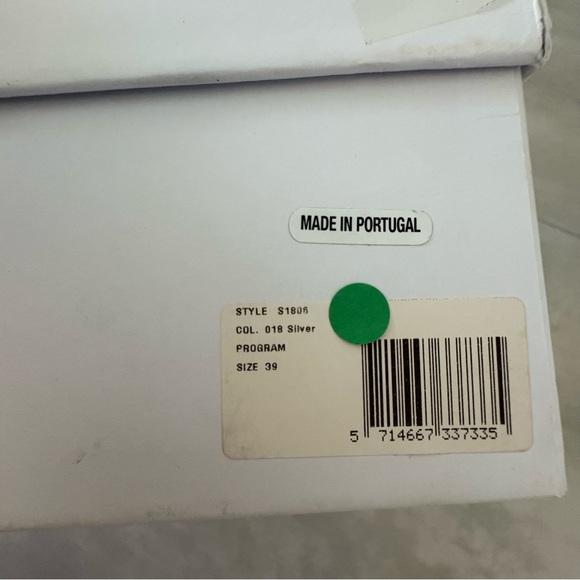 👡 GANNI Silver Strappy Sandals – EU 39 / US 8.5 – Rare Discontinued - Picture 7 of 9